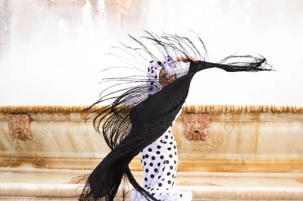 Female Flamenco Dancer Teenage Brunette Beautiful Typical Spanish Dancer Dancing — Stockfoto