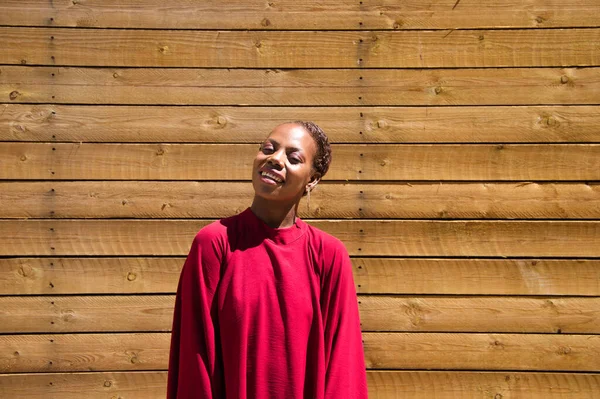 Giovane Bella Donna Afro Americana Che Diverse Posture Del Corpo — Foto Stock