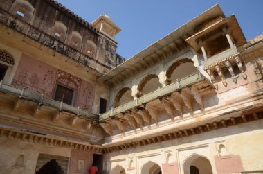 Amber Kalesi 'nin iç avlusu