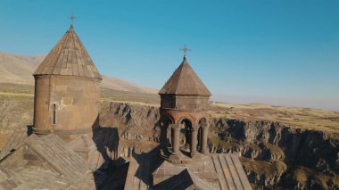 Ermenistan 'daki Saghmosavank, Antik Hıristiyan Kilisesi