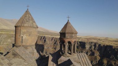 Ermenistan 'daki Saghmosavank, Antik Hıristiyan Kilisesi