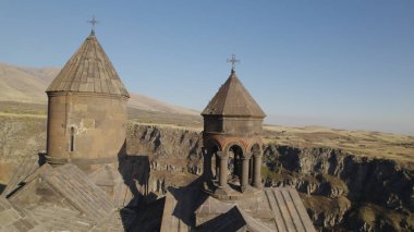 Ermenistan 'daki Saghmosavank, Antik Hıristiyan Kilisesi