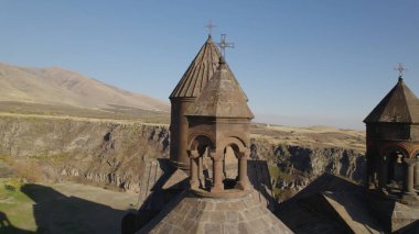 Ermenistan 'daki Saghmosavank, Antik Hıristiyan Kilisesi