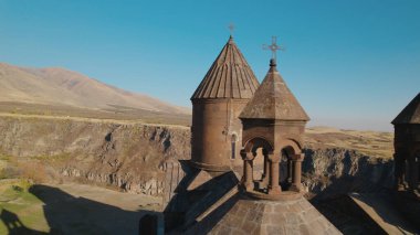 Ermenistan 'daki Saghmosavank, Antik Hıristiyan Kilisesi