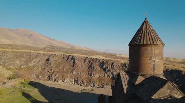 Ermenistan 'daki Saghmosavank, Antik Hıristiyan Kilisesi