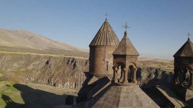 Ermenistan 'daki Saghmosavank, Antik Hıristiyan Kilisesi