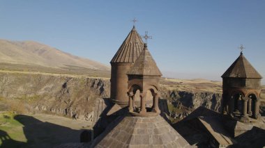 Ermenistan 'daki Saghmosavank, Antik Hıristiyan Kilisesi