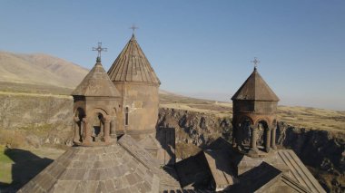 Ermenistan 'daki Saghmosavank, Antik Hıristiyan Kilisesi