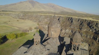 Ermenistan 'daki Saghmosavank, Antik Hıristiyan Kilisesi