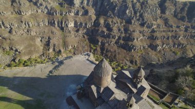 Ermenistan 'daki Saghmosavank, Antik Hıristiyan Kilisesi