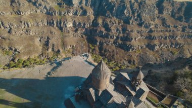 Ermenistan 'daki Saghmosavank, Antik Hıristiyan Kilisesi