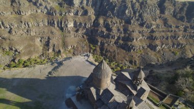 Ermenistan 'daki Saghmosavank, Antik Hıristiyan Kilisesi