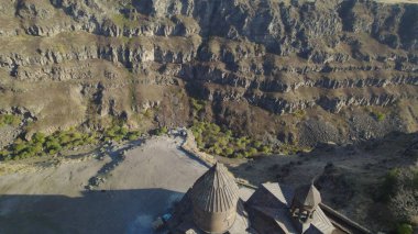 Ermenistan 'daki Saghmosavank, Antik Hıristiyan Kilisesi