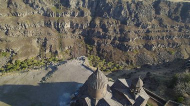 Ermenistan 'daki Saghmosavank, Antik Hıristiyan Kilisesi