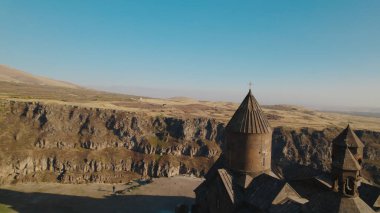 Ermenistan 'daki Saghmosavank, Antik Hıristiyan Kilisesi