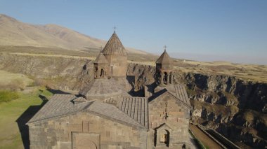 Ermenistan 'daki Saghmosavank, Antik Hıristiyan Kilisesi