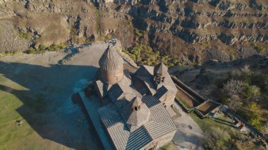 Ermenistan 'daki Saghmosavank, Antik Hıristiyan Kilisesi