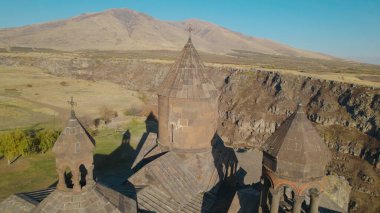 Ermenistan 'daki Saghmosavank, Antik Hıristiyan Kilisesi