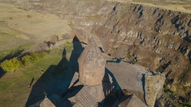 Ermenistan 'daki Saghmosavank, Antik Hıristiyan Kilisesi