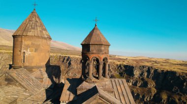 Ermenistan 'daki Saghmosavank, Antik Hıristiyan Kilisesi