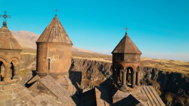 Ermenistan 'daki Saghmosavank, Antik Hıristiyan Kilisesi