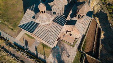 Ermenistan 'daki Saghmosavank, Antik Hıristiyan Kilisesi