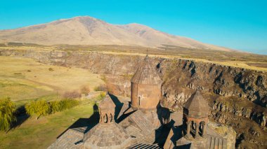 Ermenistan 'daki Saghmosavank, Antik Hıristiyan Kilisesi