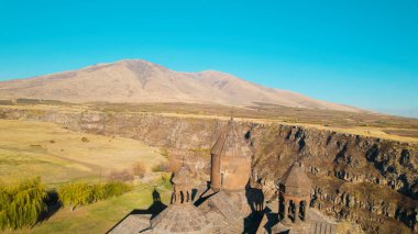 Ermenistan 'daki Saghmosavank, Antik Hıristiyan Kilisesi