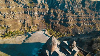 Ermenistan 'daki Saghmosavank, Antik Hıristiyan Kilisesi