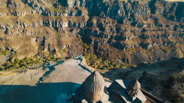 Ermenistan 'daki Saghmosavank, Antik Hıristiyan Kilisesi