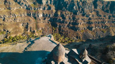 Ermenistan 'daki Saghmosavank, Antik Hıristiyan Kilisesi