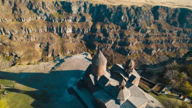 Ermenistan 'daki Saghmosavank, Antik Hıristiyan Kilisesi