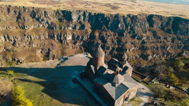 Ermenistan 'daki Saghmosavank, Antik Hıristiyan Kilisesi