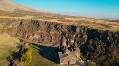Ermenistan 'daki Saghmosavank, Antik Hıristiyan Kilisesi