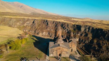 Ermenistan 'daki Saghmosavank, Antik Hıristiyan Kilisesi