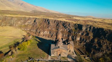 Ermenistan 'daki Saghmosavank, Antik Hıristiyan Kilisesi