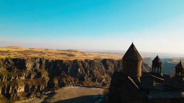 Ermenistan 'daki Saghmosavank, Antik Hıristiyan Kilisesi