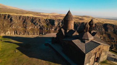 Ermenistan 'daki Saghmosavank, Antik Hıristiyan Kilisesi