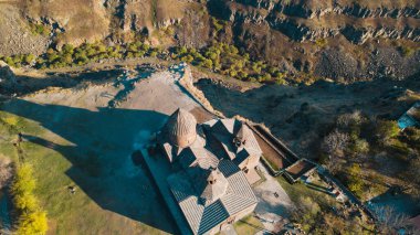 Ermenistan 'daki Saghmosavank, Antik Hıristiyan Kilisesi