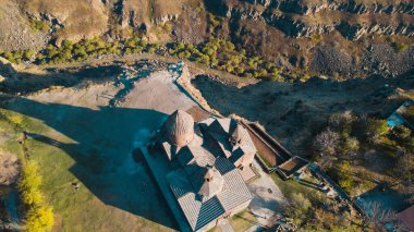 Ermenistan 'daki Saghmosavank, Antik Hıristiyan Kilisesi