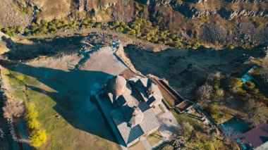 Ermenistan 'daki Saghmosavank, Antik Hıristiyan Kilisesi