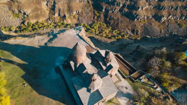 Ermenistan 'daki Saghmosavank, Antik Hıristiyan Kilisesi