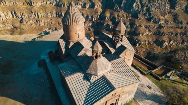 Ermenistan 'daki Saghmosavank, Antik Hıristiyan Kilisesi