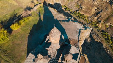 Ermenistan 'daki Saghmosavank, Antik Hıristiyan Kilisesi