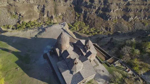 Ermenistan 'daki Saghmosavank, Antik Hıristiyan Kilisesi