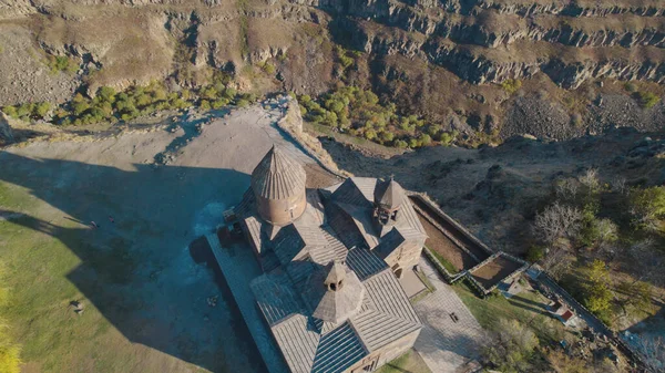 Ermenistan 'daki Saghmosavank, Antik Hıristiyan Kilisesi