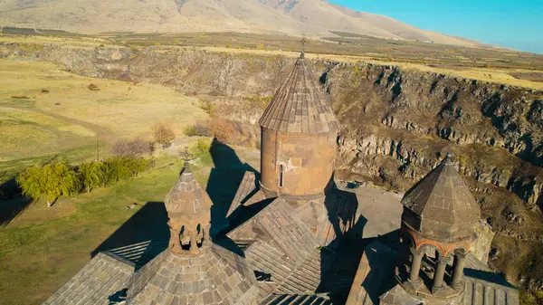 Ermenistan 'daki Saghmosavank, Antik Hıristiyan Kilisesi