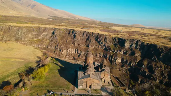 Ermenistan 'daki Saghmosavank, Antik Hıristiyan Kilisesi