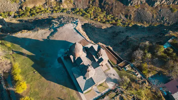 Ermenistan 'daki Saghmosavank, Antik Hıristiyan Kilisesi