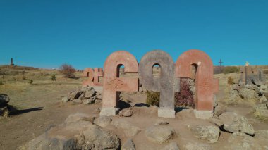 Antik Ermeni Alfabesi Anıtı